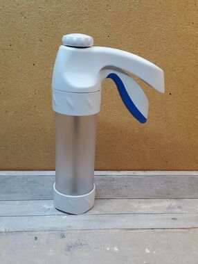 Wilton Comfort Grip Cookie Press